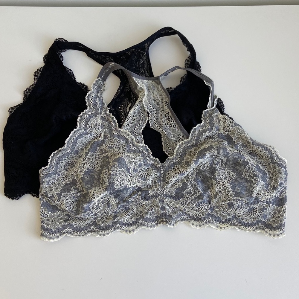 2 Bralettes